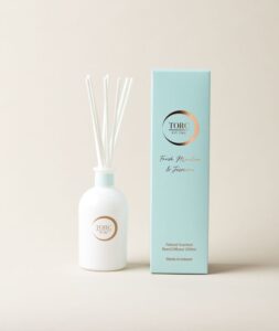 Fresh-Meadow-and-Jasmine-Diffuser