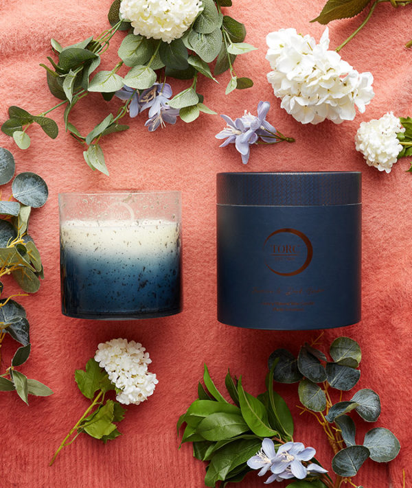 Jasmine & Dark Amber Large 4 Wick Luxury Candle - Image 2