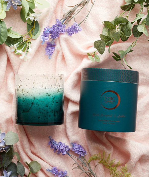 Wild Bergamot & Leather Large 4 Wick Luxury Candle - Image 2